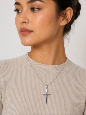 NIB Sterling Silver Cross Pendant Necklace 18" Wrapped Knot Design